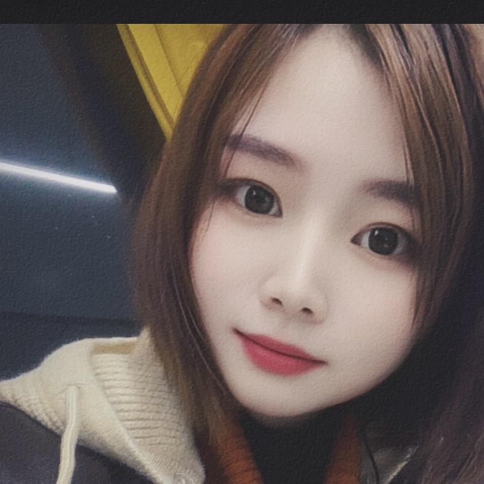 活泼开朗的妞子