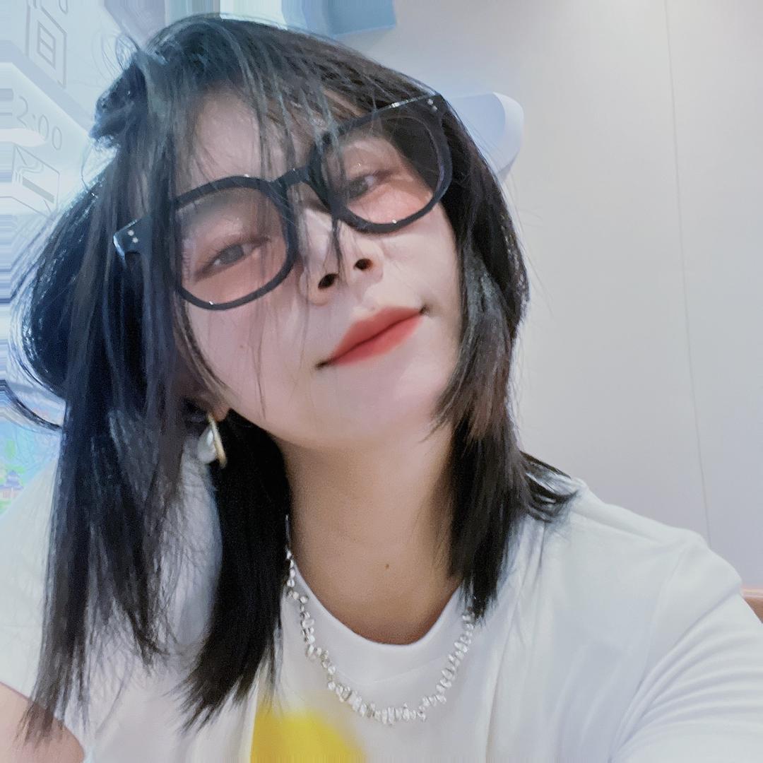 woolly哩哩女装