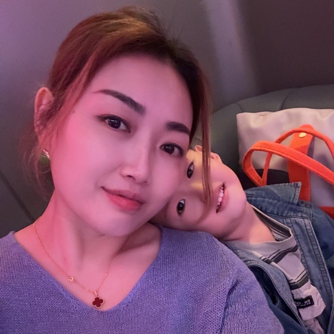 @雷妹儿