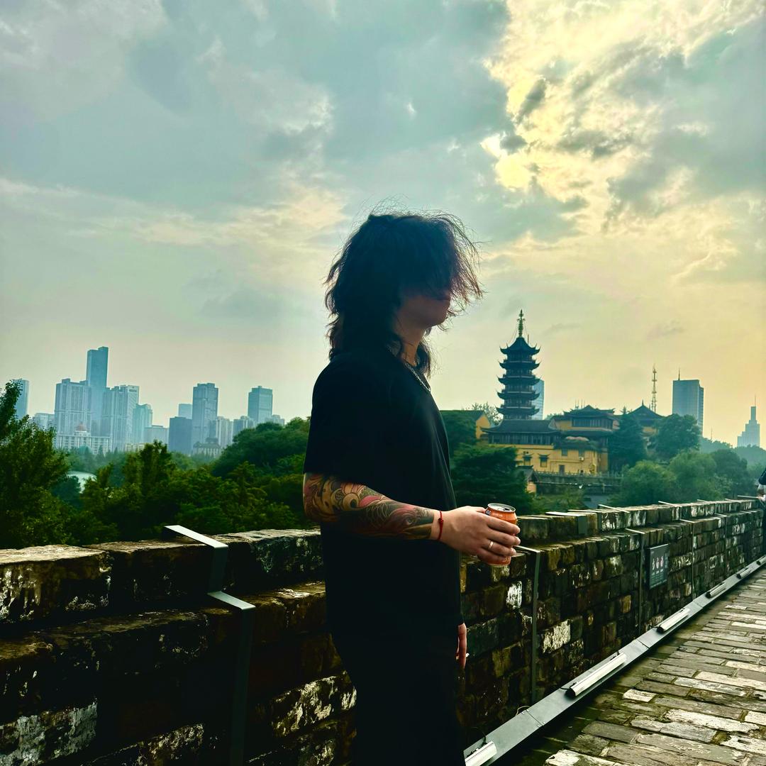 顶级哥已换新号！搜索顶级哥