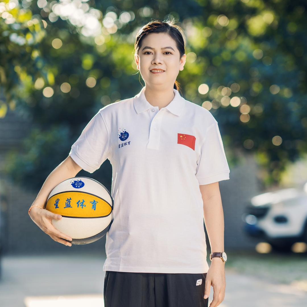 小依、教练Coach ®✨