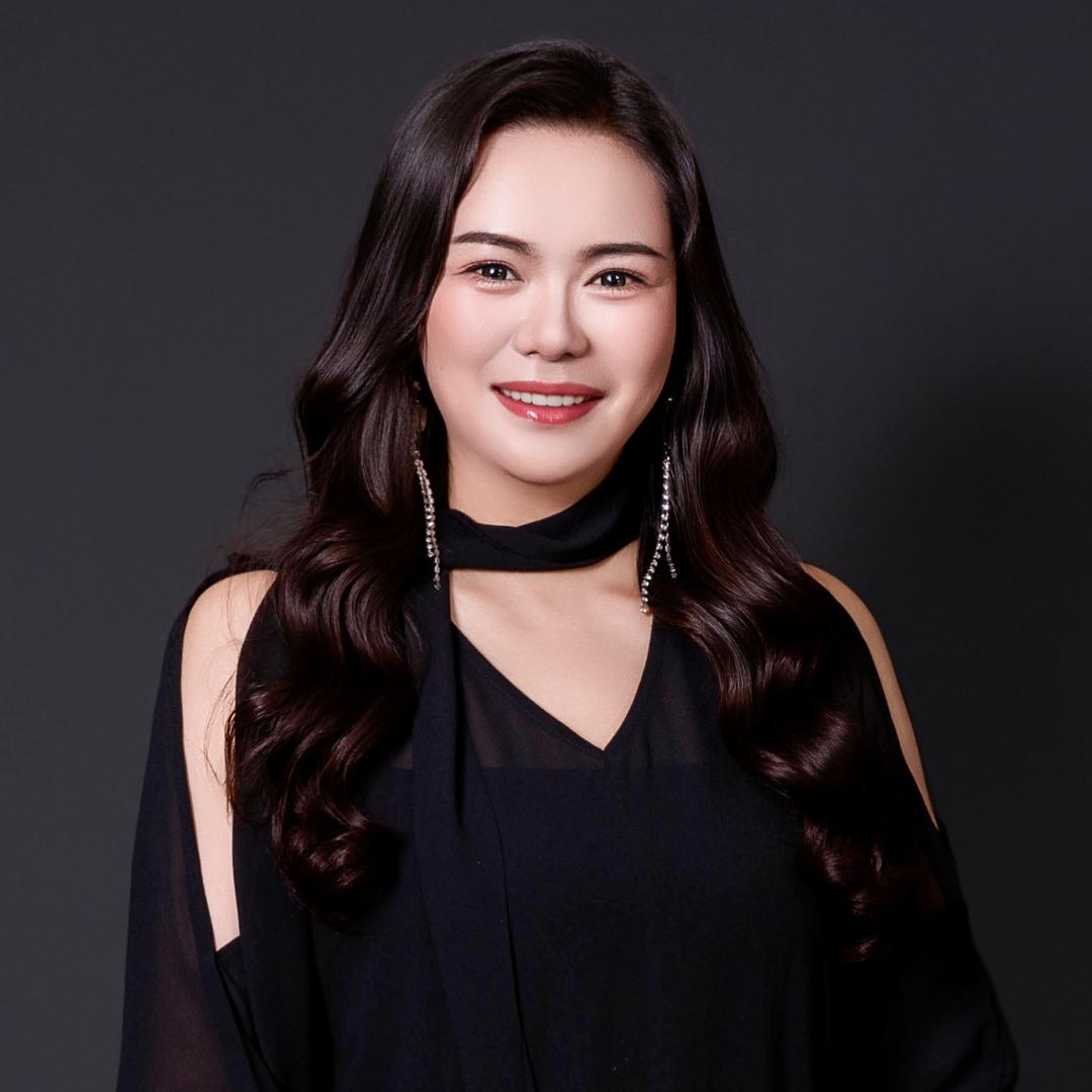 巴黎婚纱婚庆~赵美丽