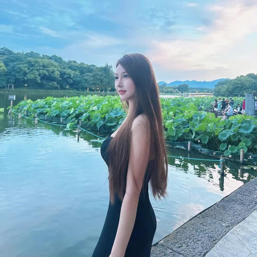 晟哥霏妹