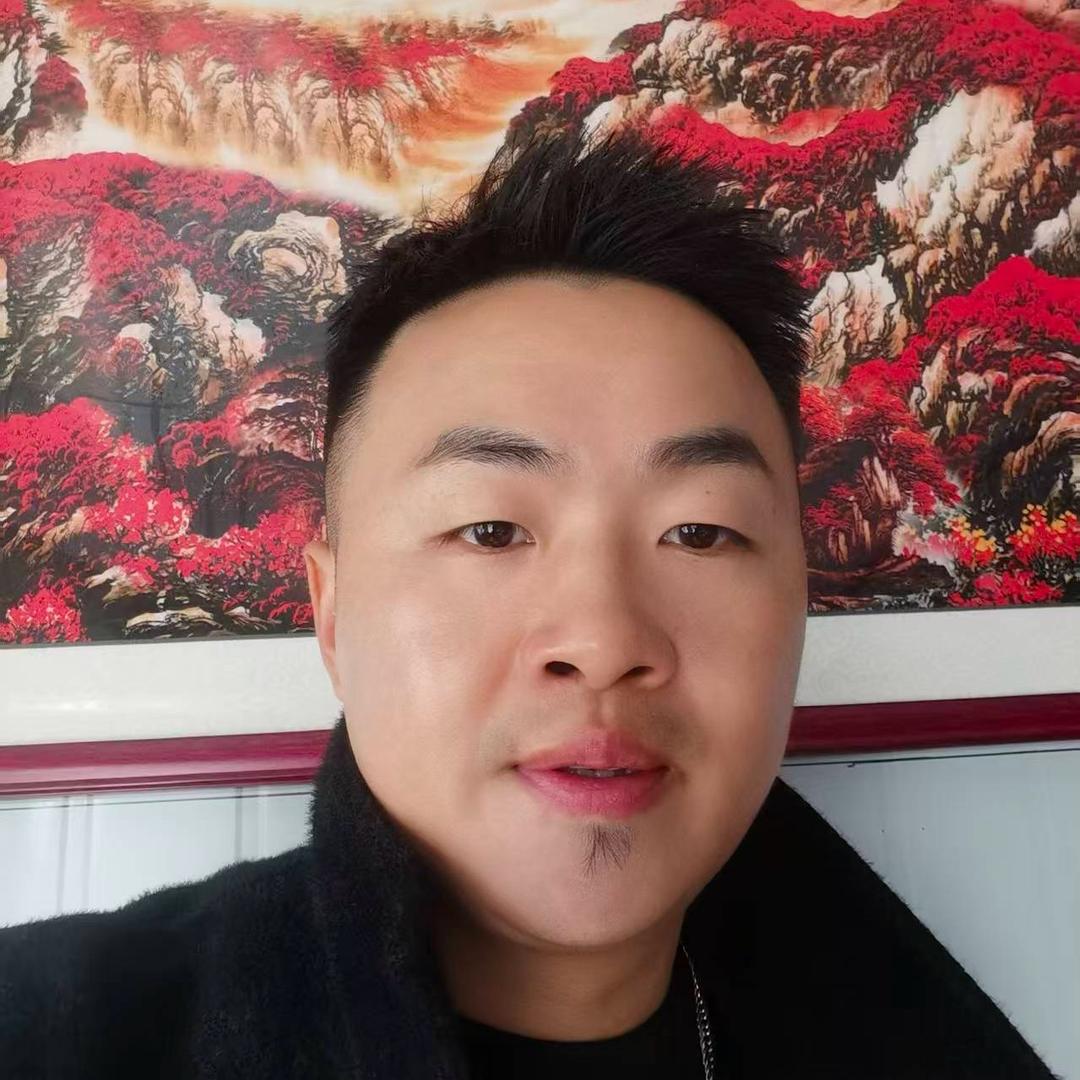 重庆芽苗农场—李厂长(渝金苗)