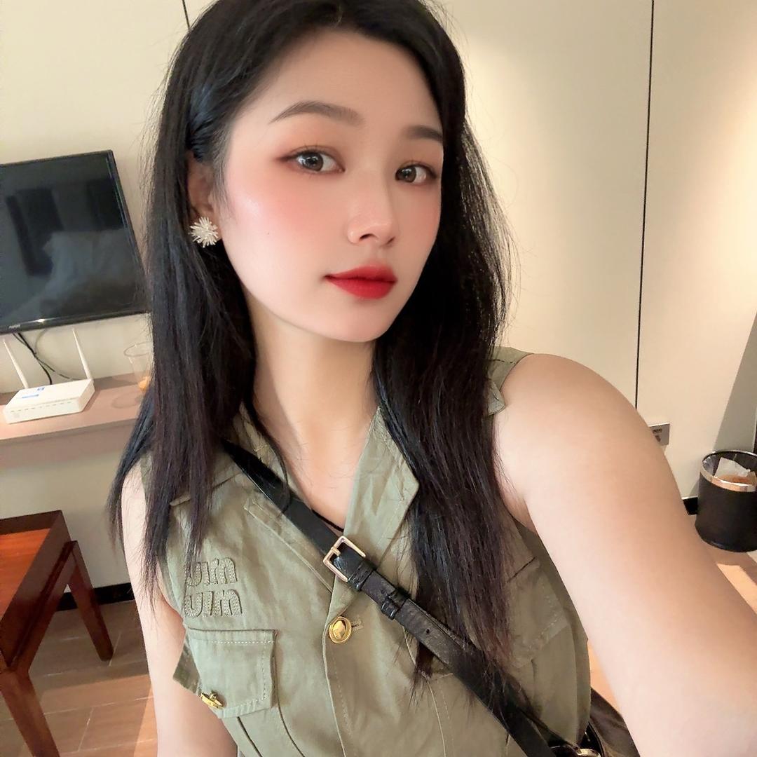 婷婷玉立