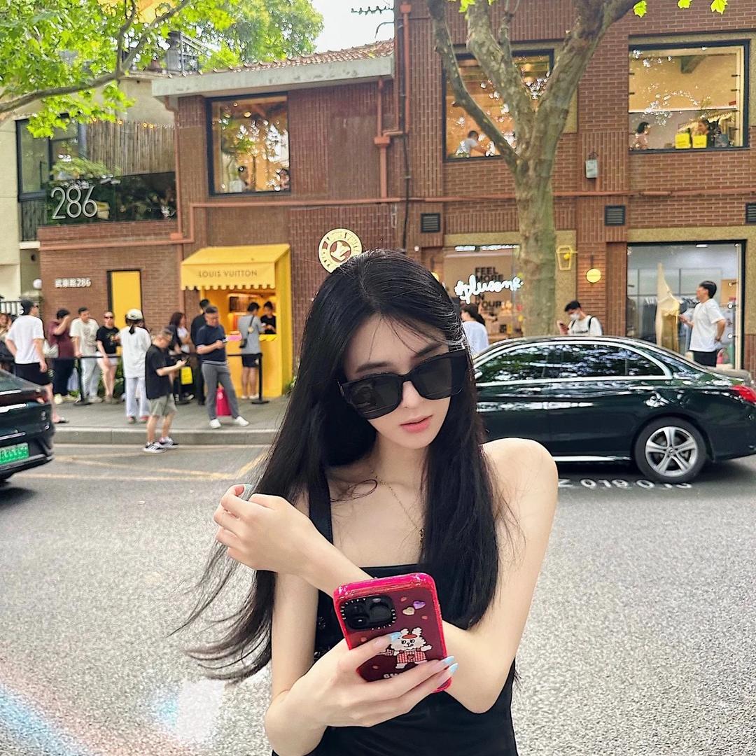 永城市柠檬镇女装店