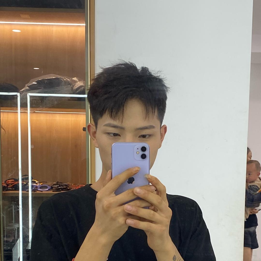 买不起A7的univ车主