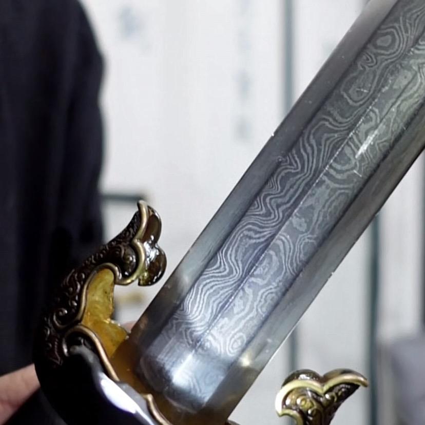 龙泉市铸匠刀剑铺