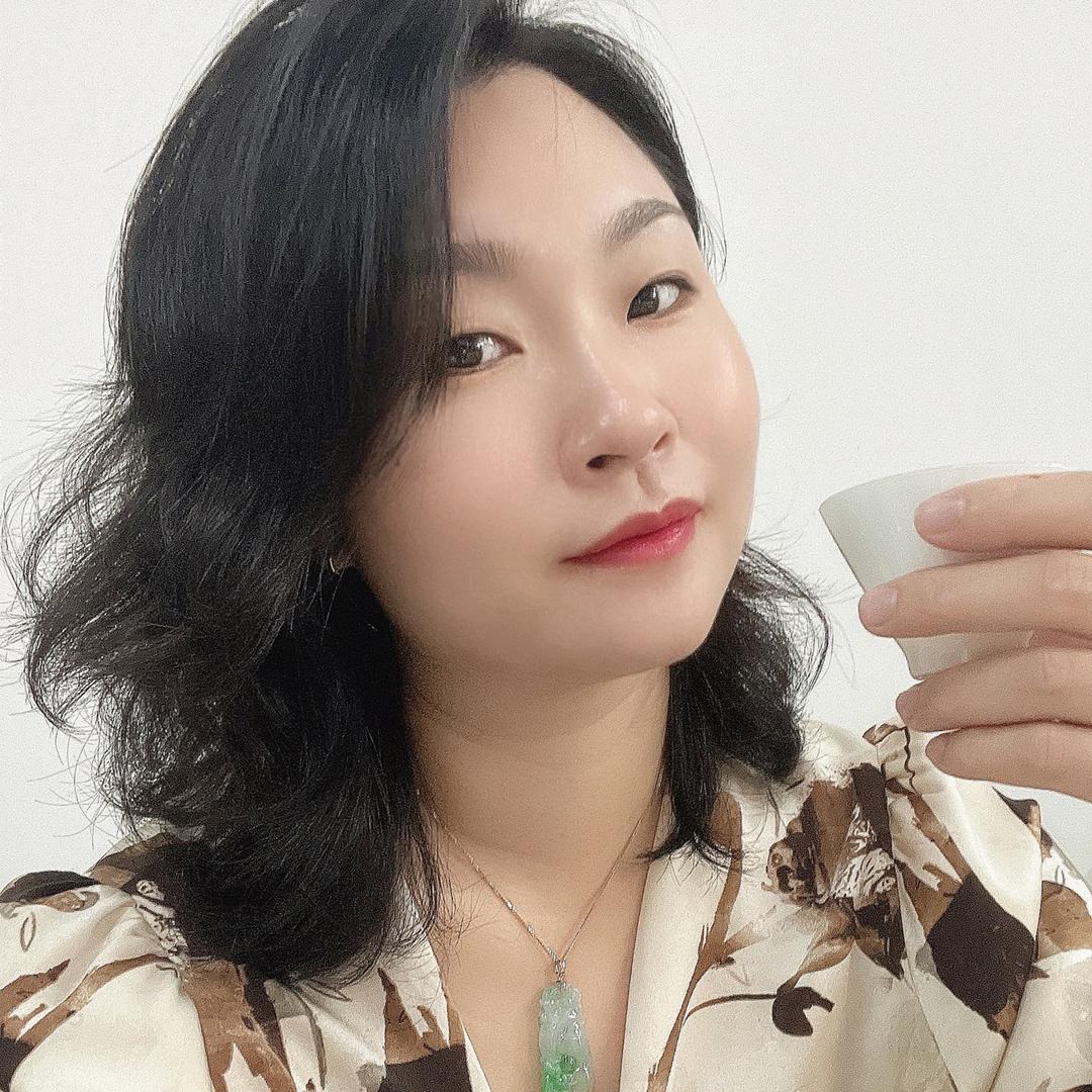 杨师姐滋补品批发仓