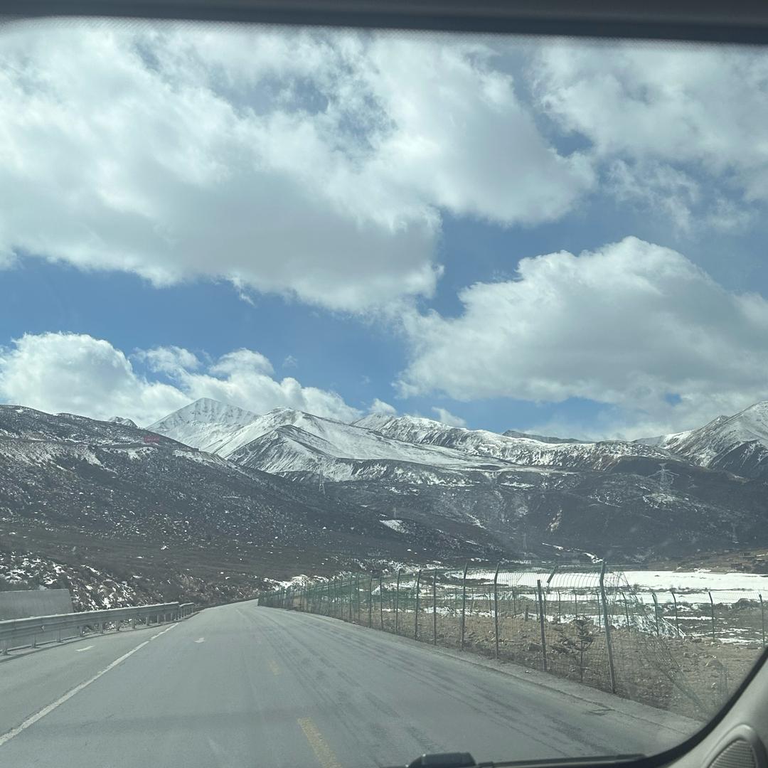 拉萨信驰半价车小李