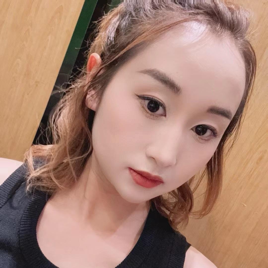 吖吖(化妆找我 找我化妆🪞)