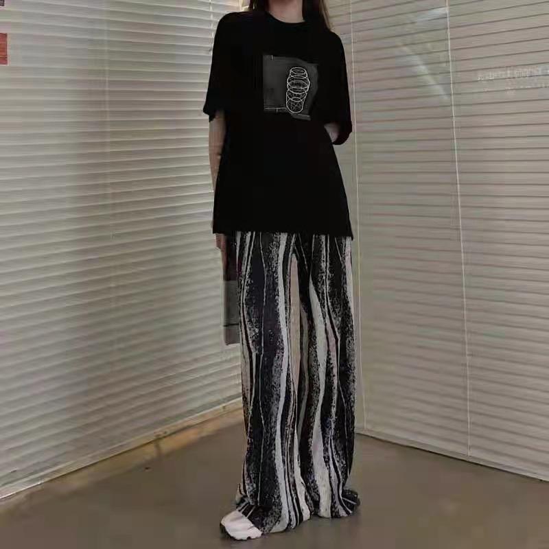大易品牌折扣女装