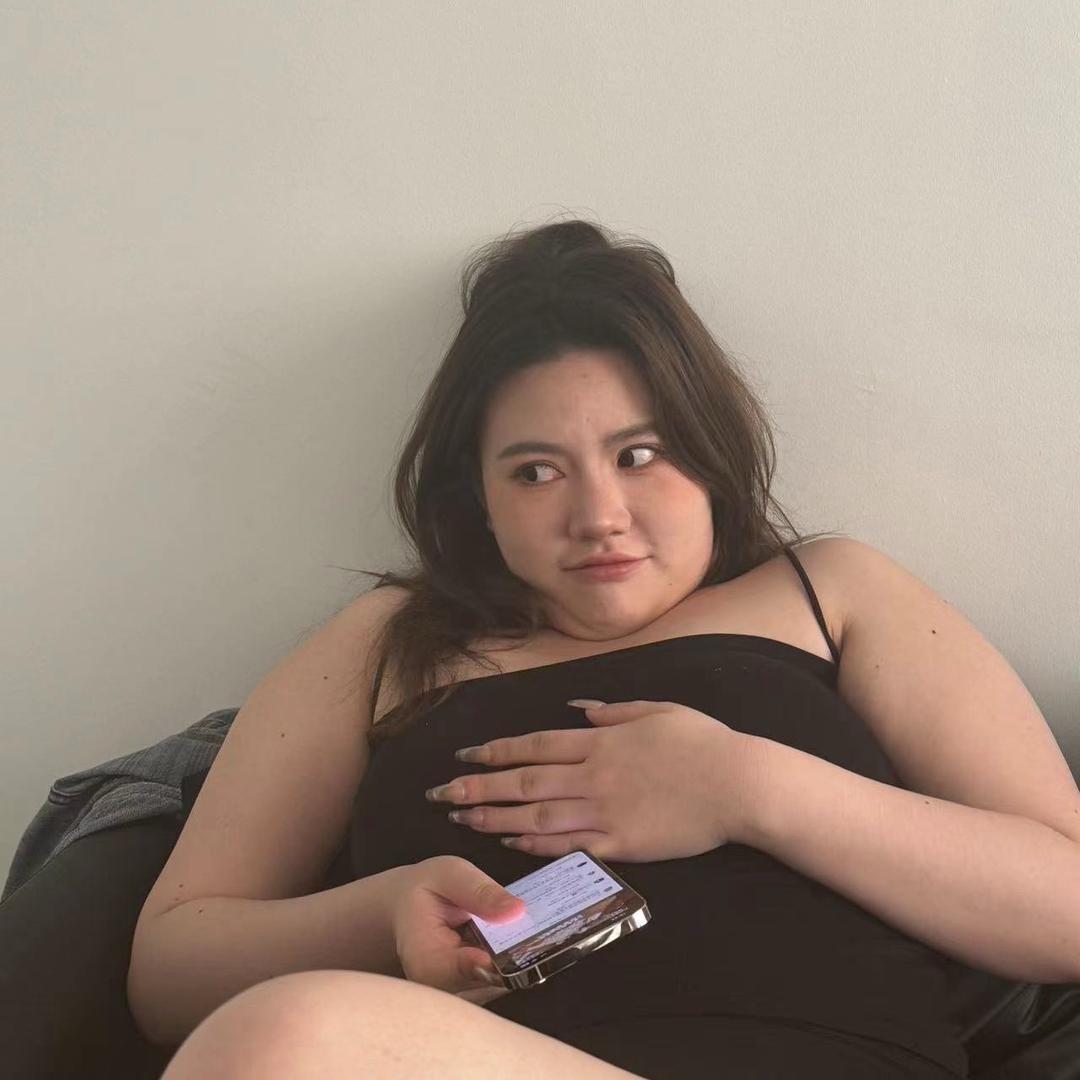 肚子有点大的菁菁（胖佳佳版）