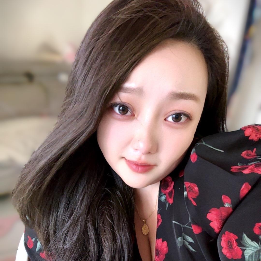 安然.