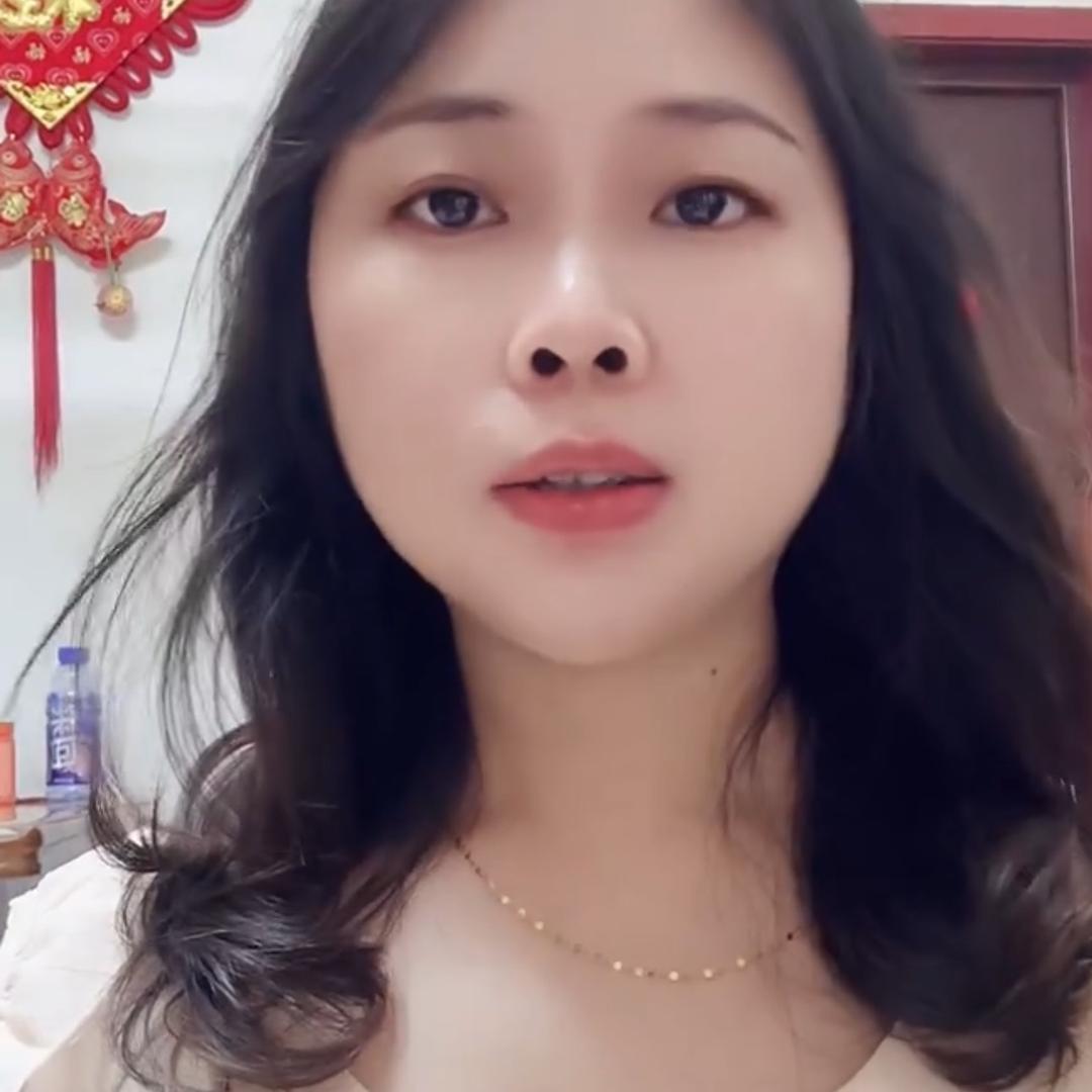 小幸运穿搭吖
