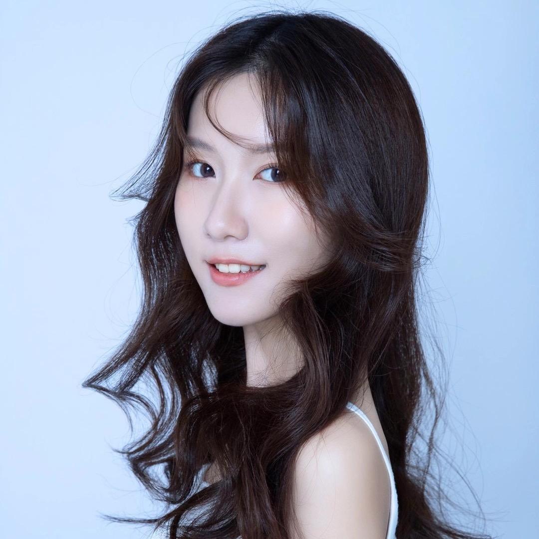 演员 甘欣然