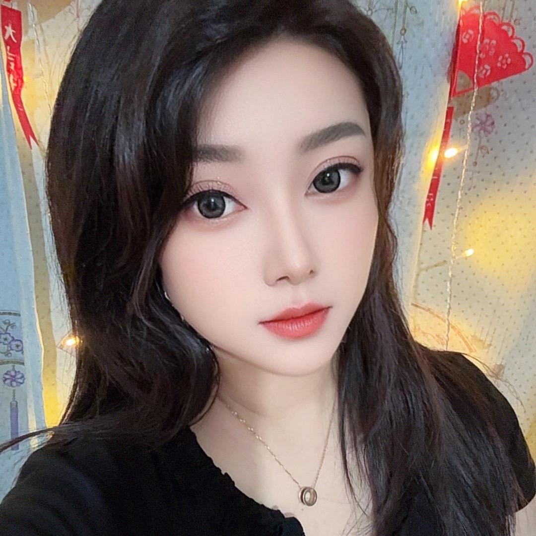 我是霞姐吖