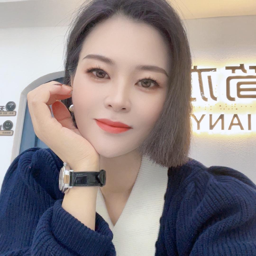 简亦女装店