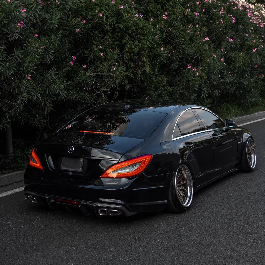 AMG