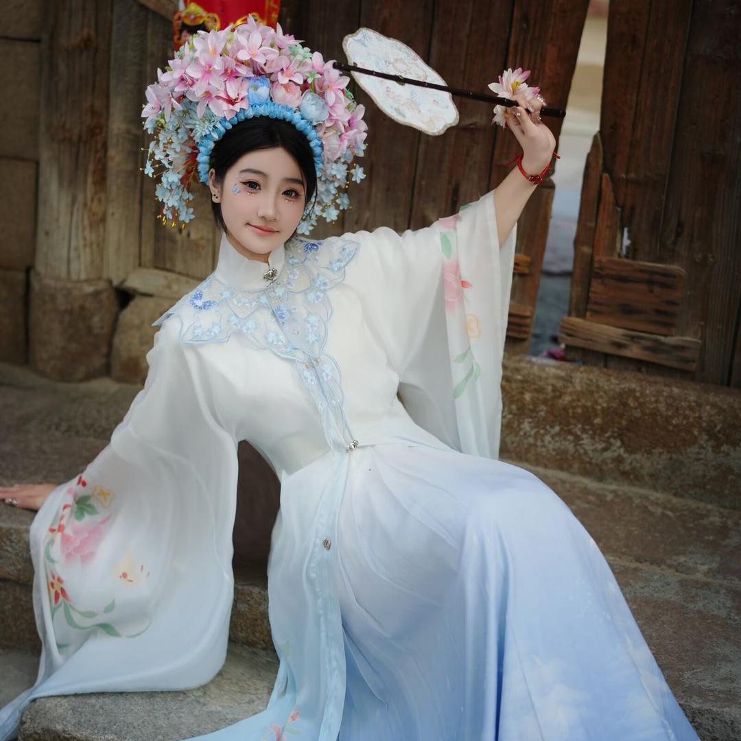 老赵的媳妇儿