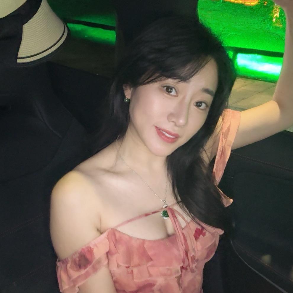 姐姐80后