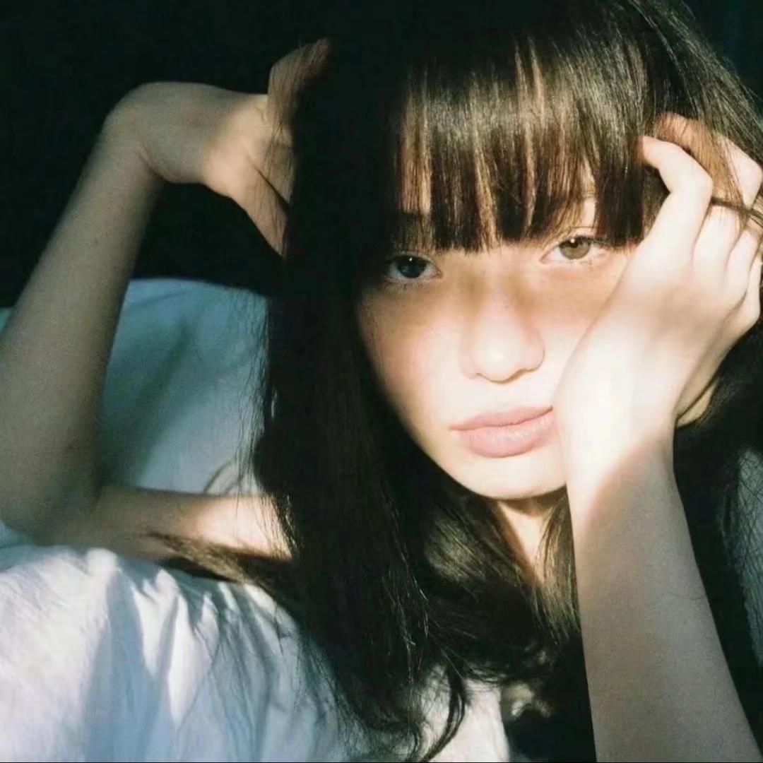 捏捏小臉