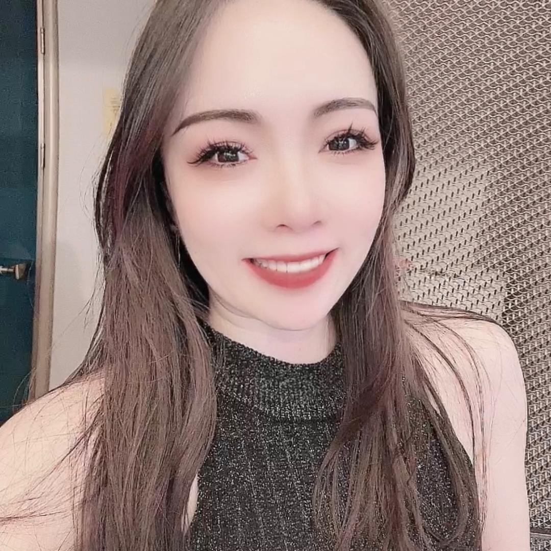 涮涮乐板娘十年烧烤（带娃工作)