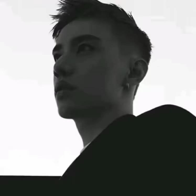 ￴ ￴ ￴￴￴ ￴ ￴￴ 7seven