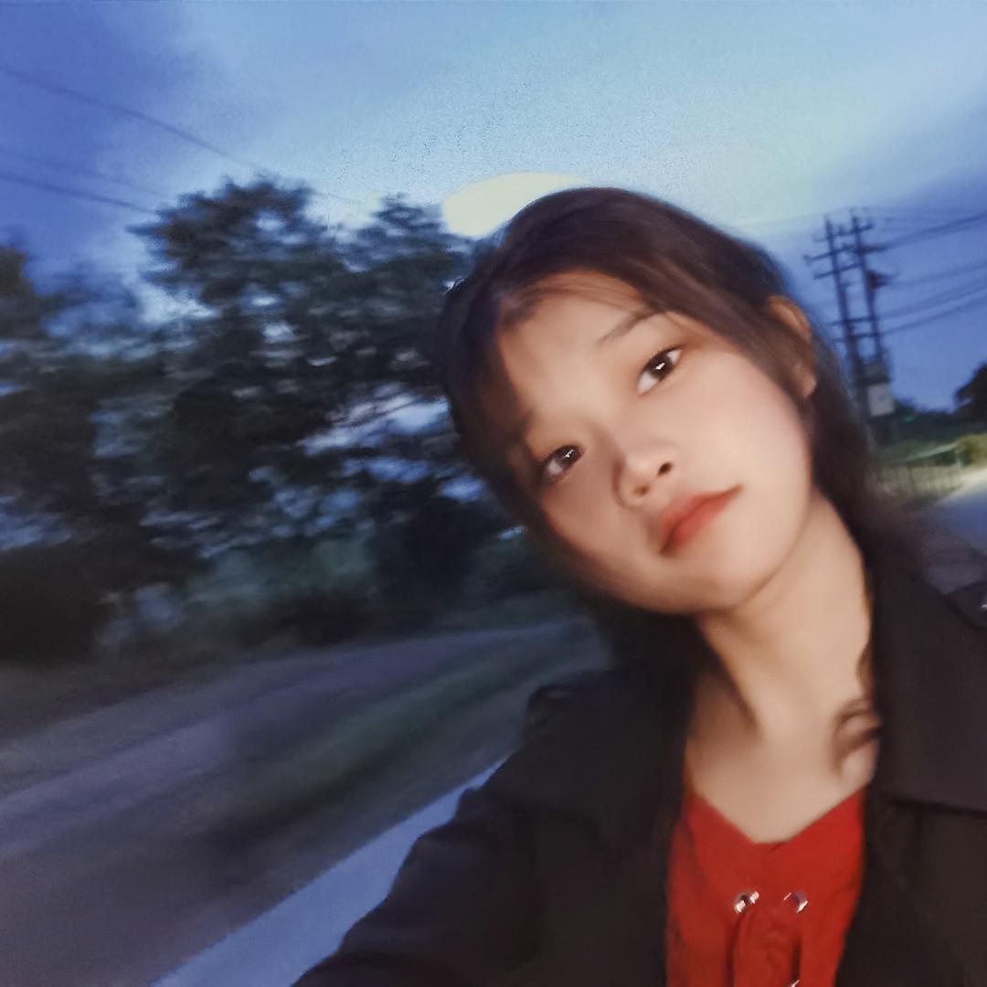 @周洲