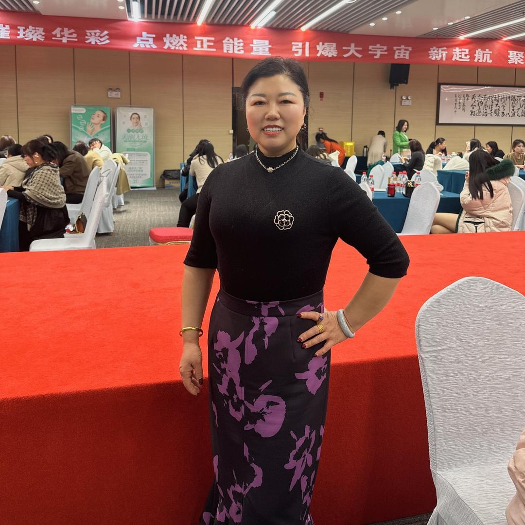 小兔子🐰.
