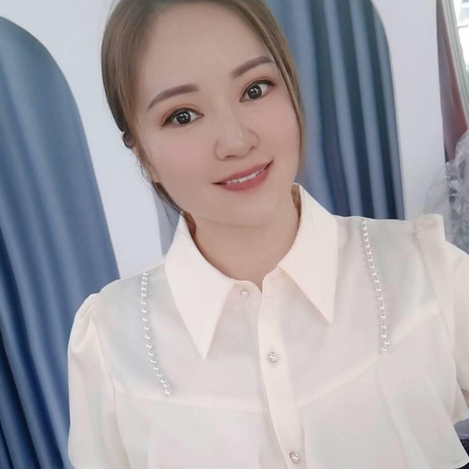 宜阳心依尚服装～利琴