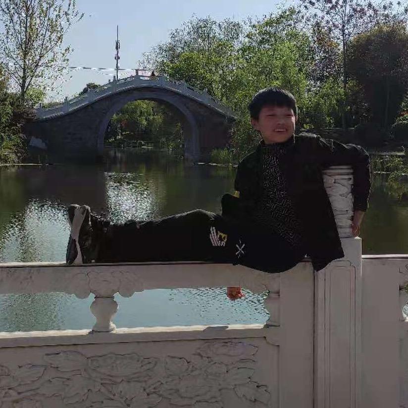 云龙门业女管家