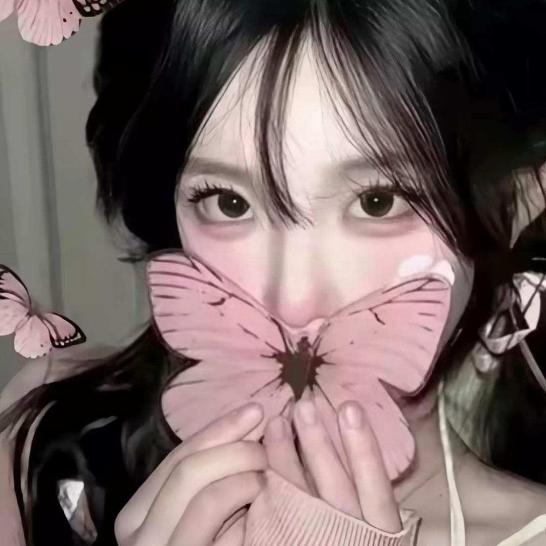 鑫鑫是个小吃货
