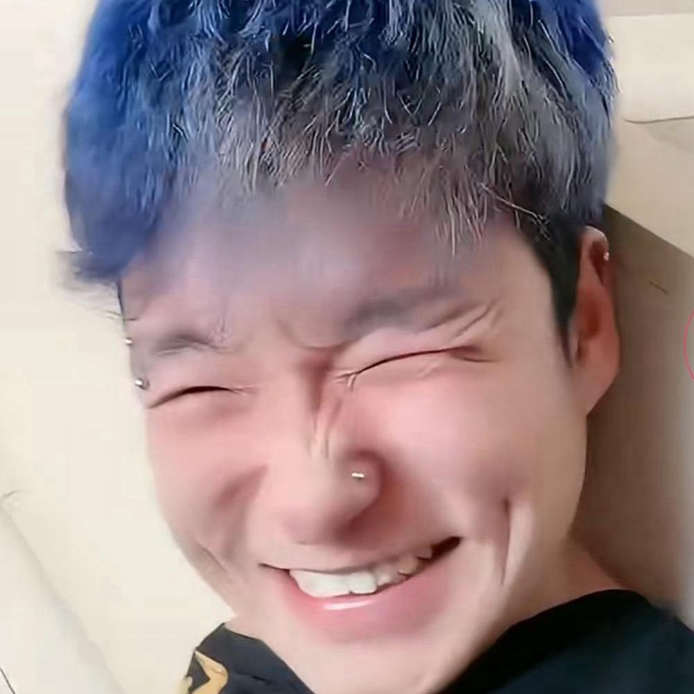 胜哥是个小吃货