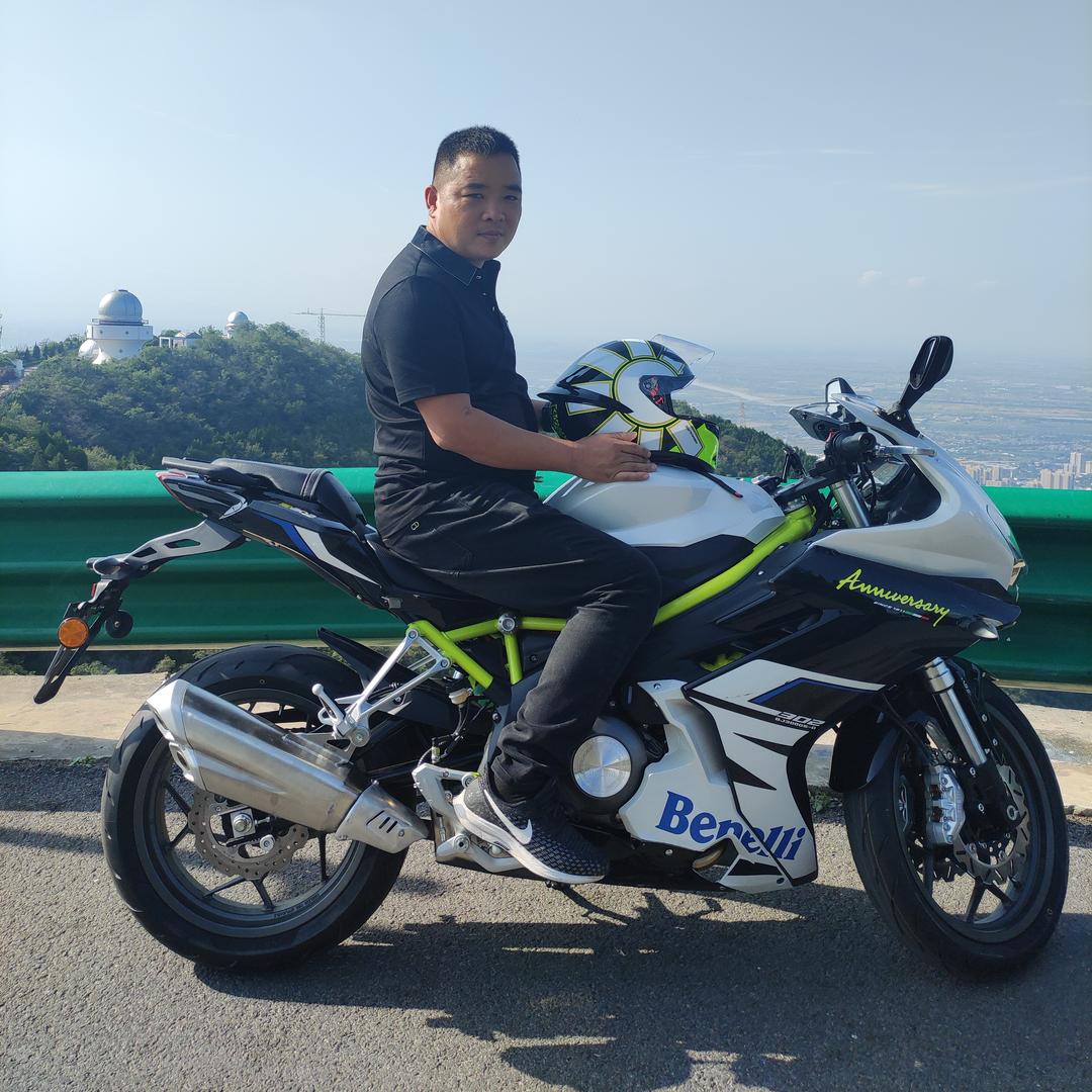 忠于职守｛仔爸｝