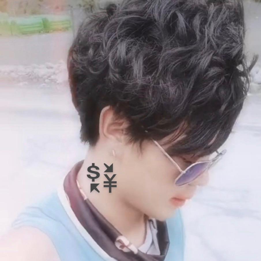 💋小鹿也💋想温柔💋