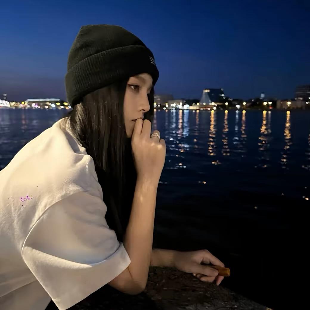 她实在可爱