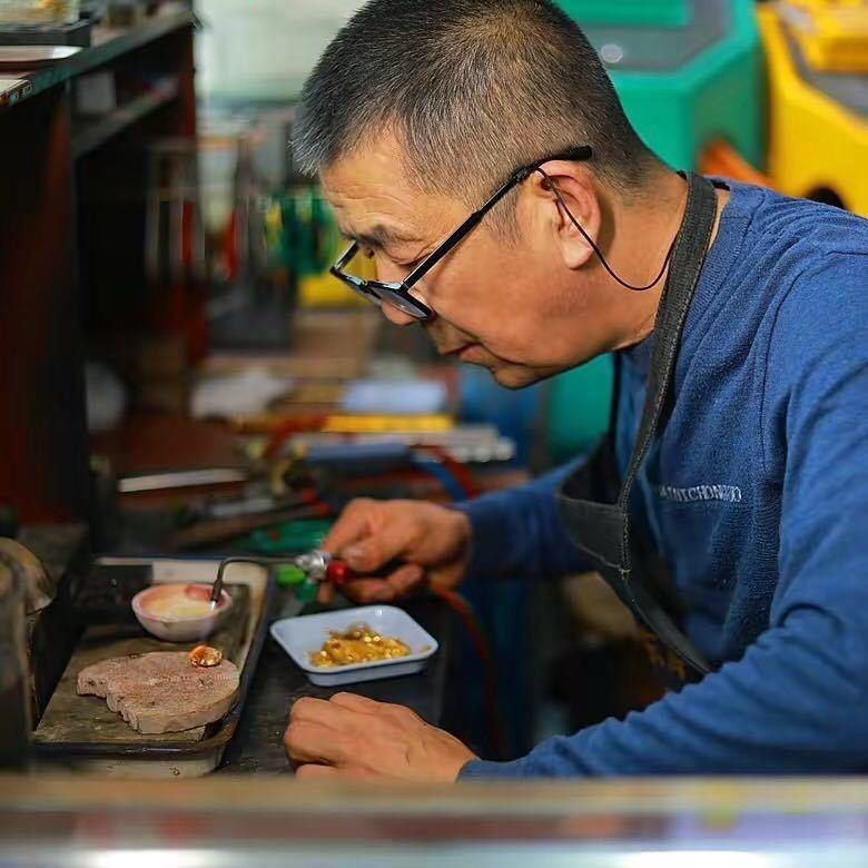 东海银楼银饰匠心