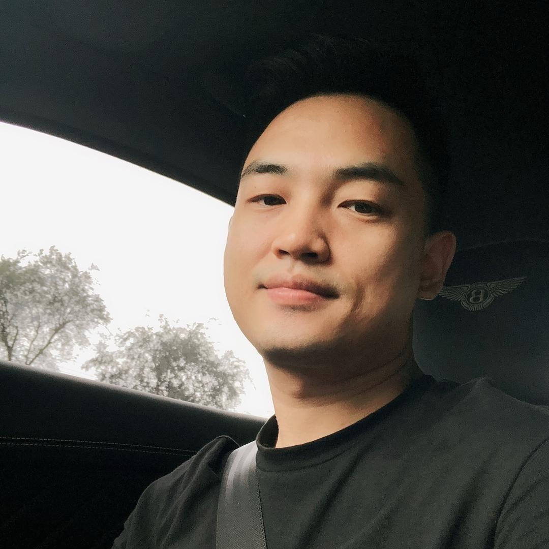 威纳汽车（阿卫）