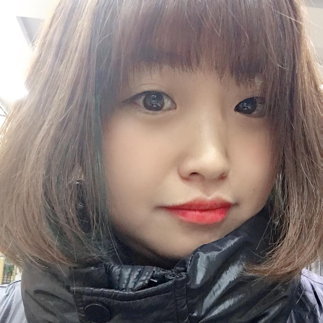 佩妞