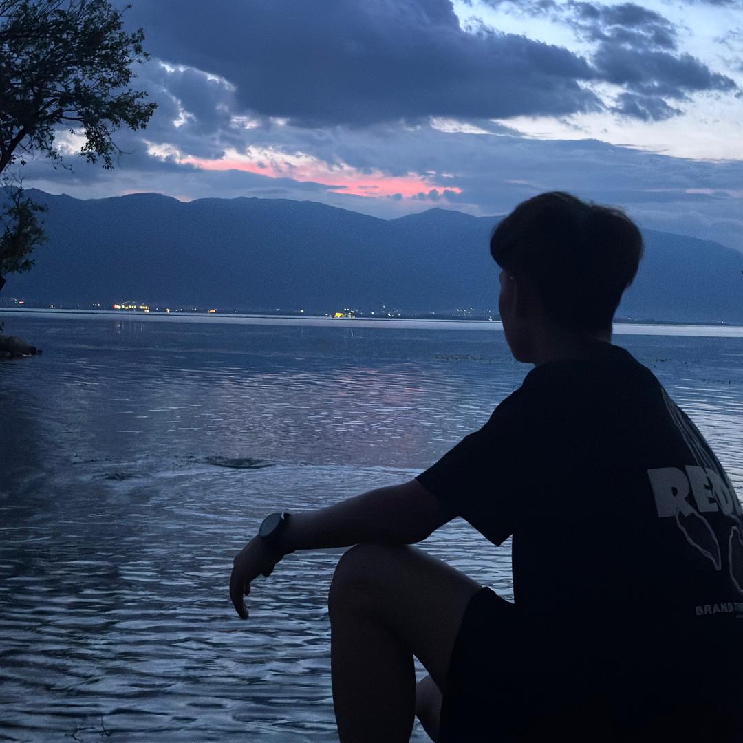 章鱼小丸八