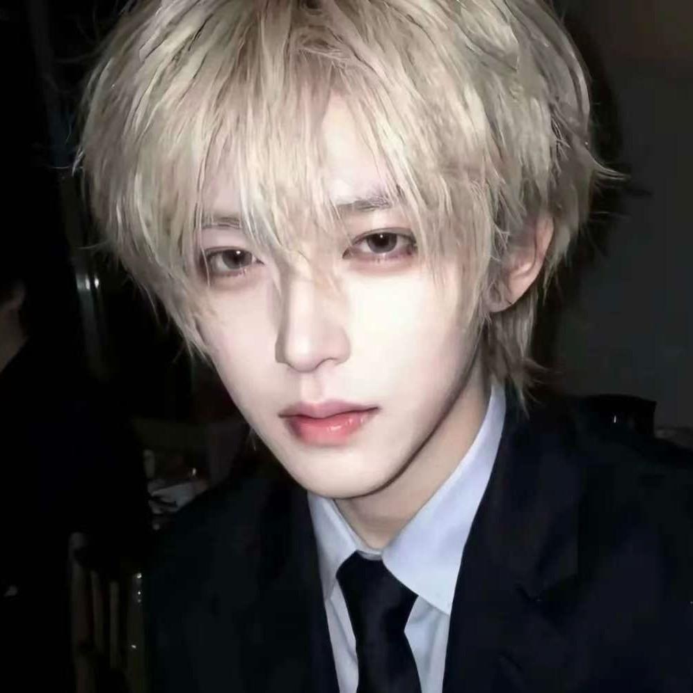 𝓩𝓙.李向往👑沐颜大王