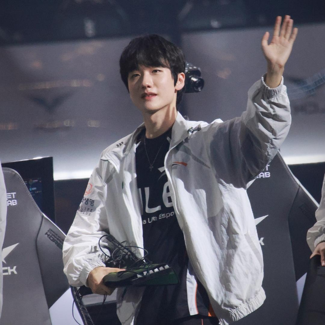 🥜 peanut👉(要幸福快乐呀！)