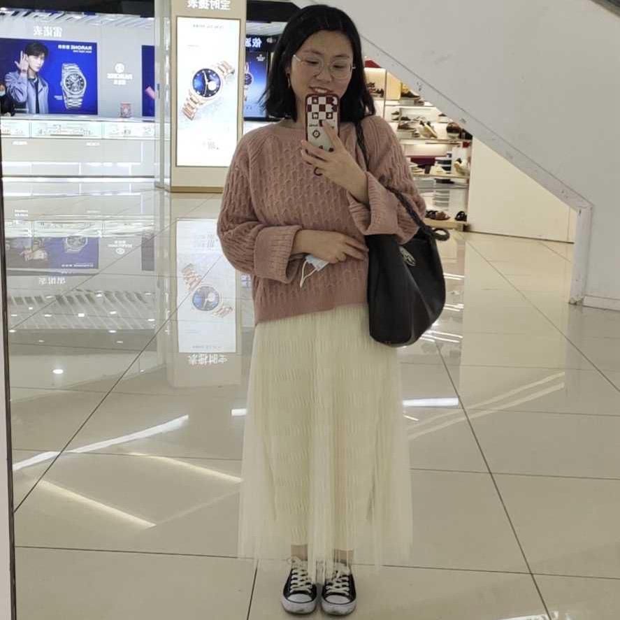 爱吃的小白