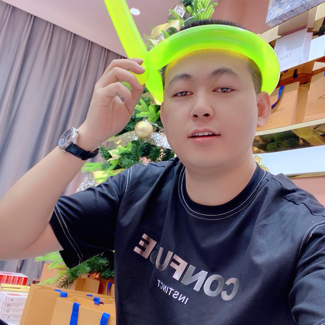 今天早点睡♌️