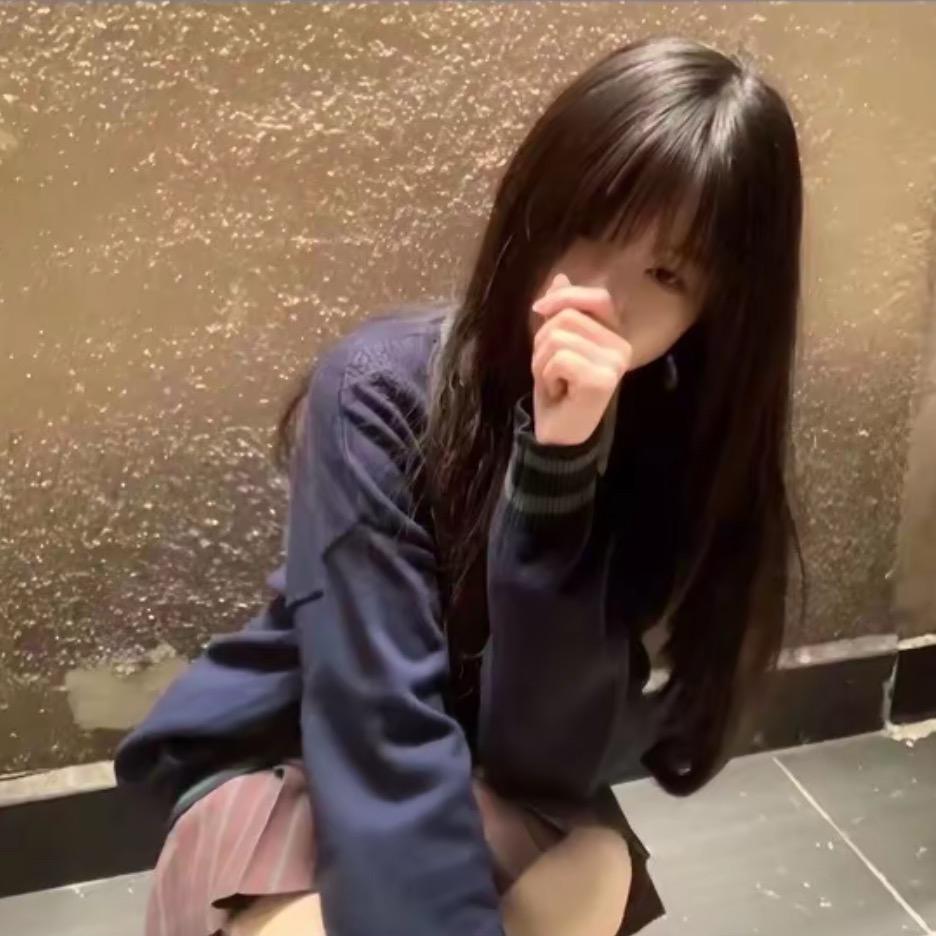 yi77
