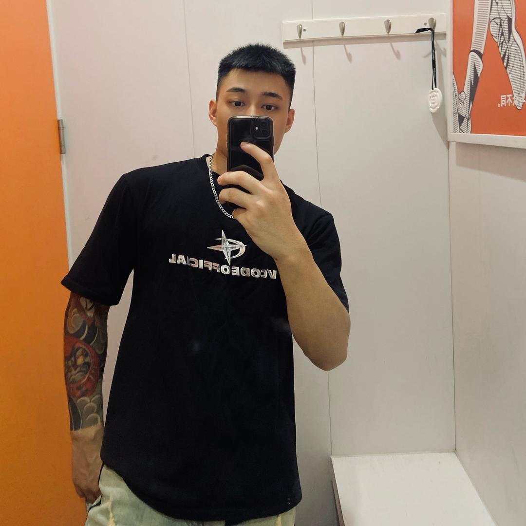 不长肌肉的贝吉塔