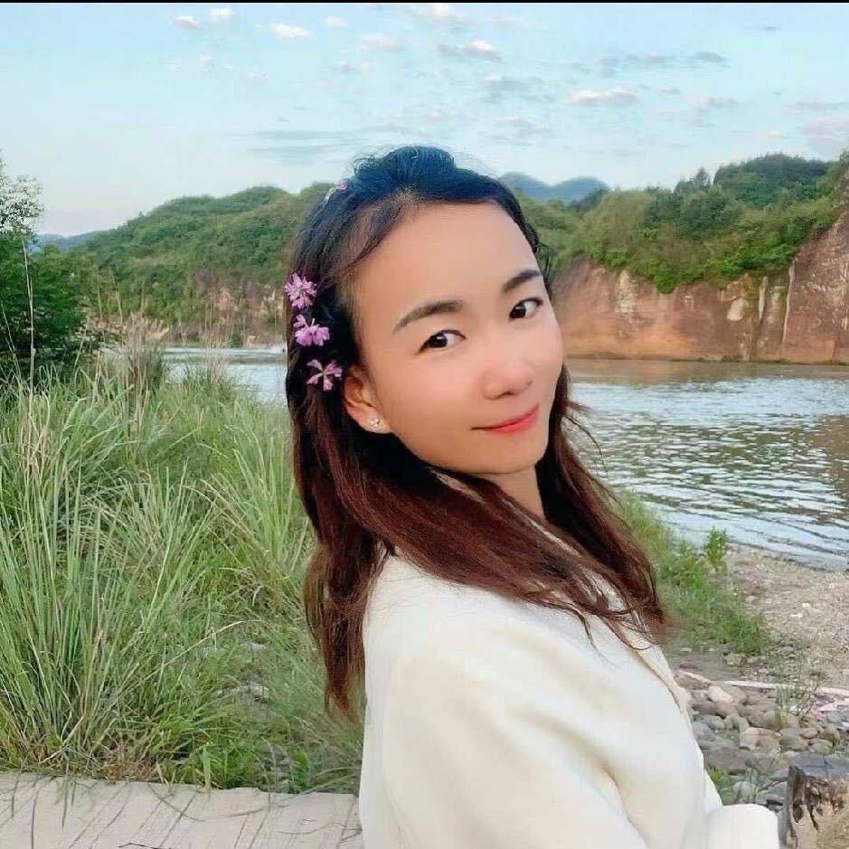 导游田田（张家界直播中）