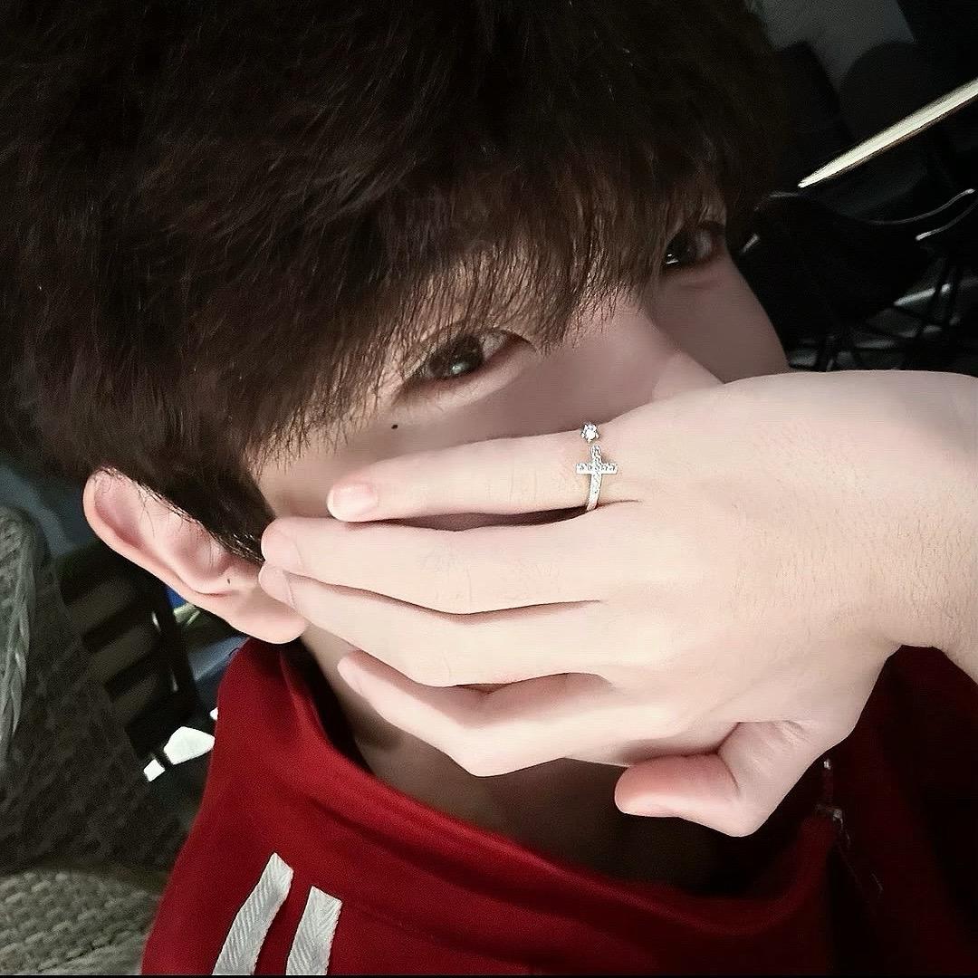 ，ㅤ