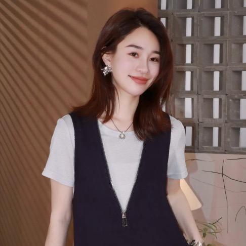 邱莹莹-穿搭分享